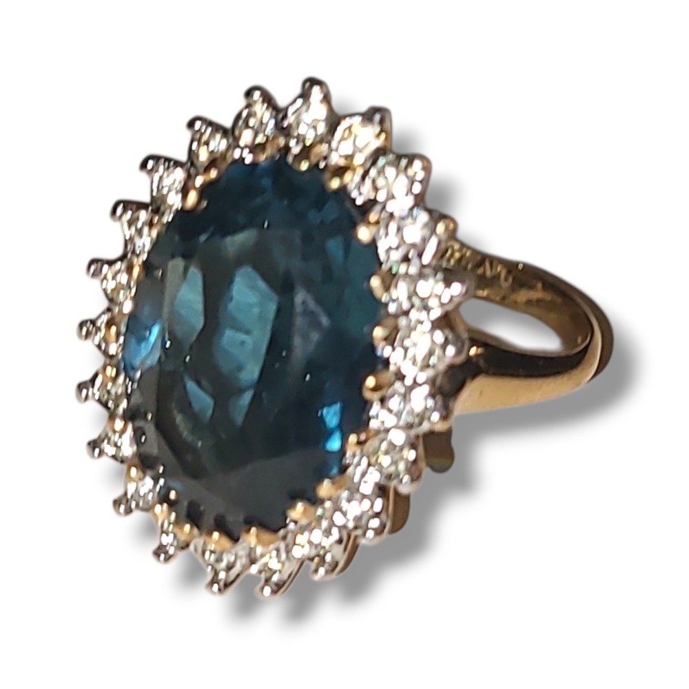 Vintage 18K HGE Blue Sapphire Color CZ Halo Cocktail Ring Princess Diana Style10